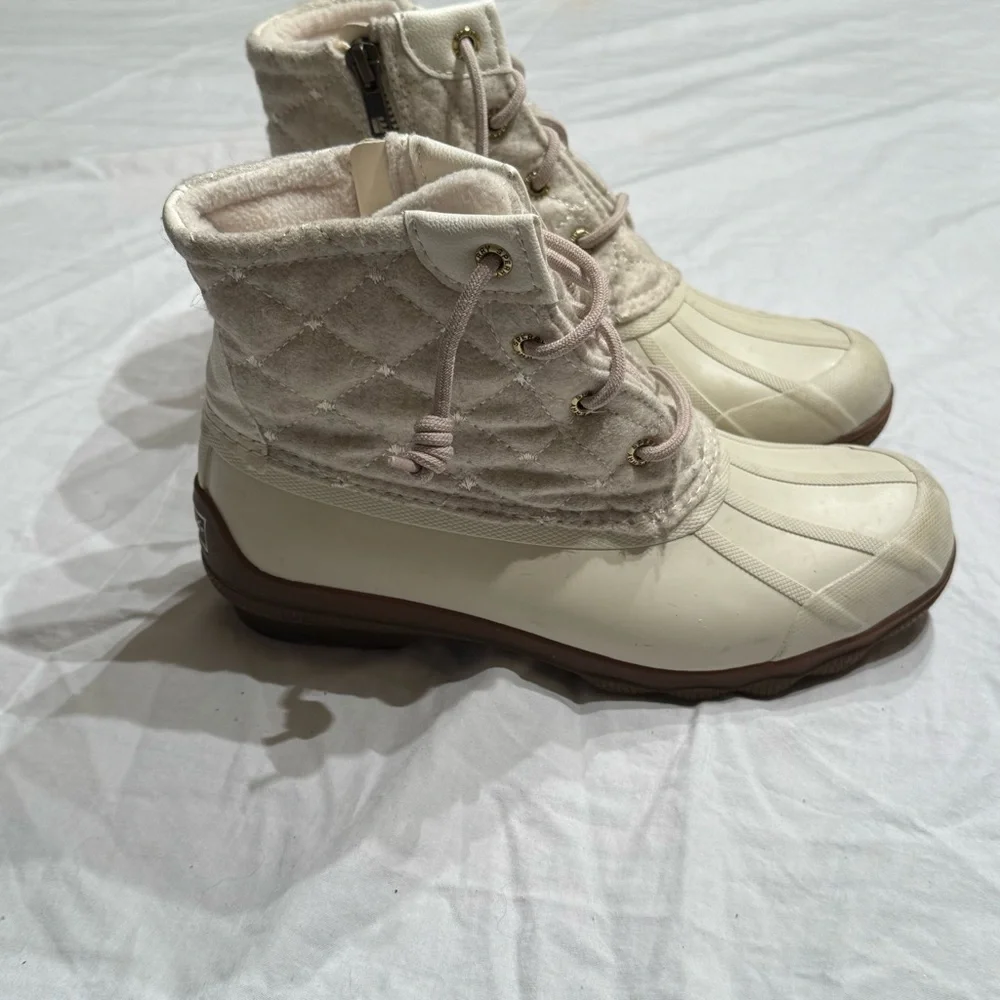 Sperry Duck Boots Winter White Cream‎ 5.5